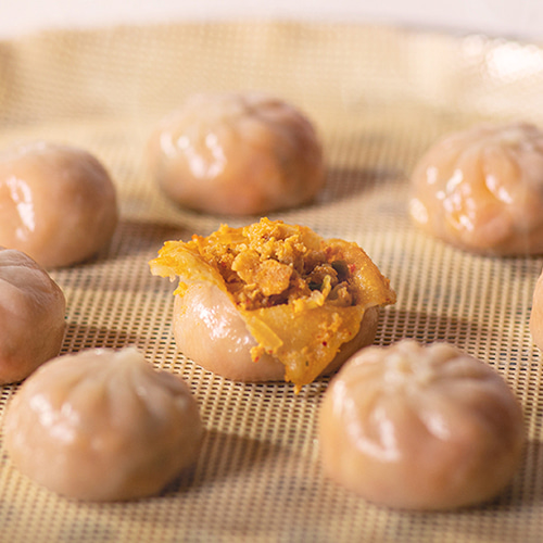 김치 감자만두 (1,500g, 약50알) 매콤한 국산배추로 만든 김치와 담백한 돼지고기 쫄깃한 감자피